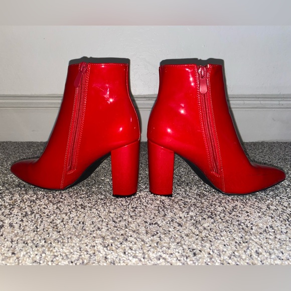 Dream Pairs Red Heeled Boots - Picture 2 of 10